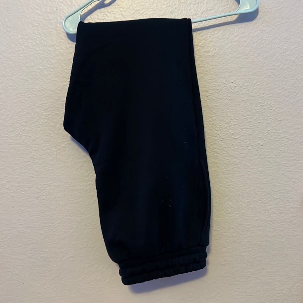 Black sweatpants from forever 21 with pockets size medium